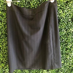 Pencil skirt, lined black